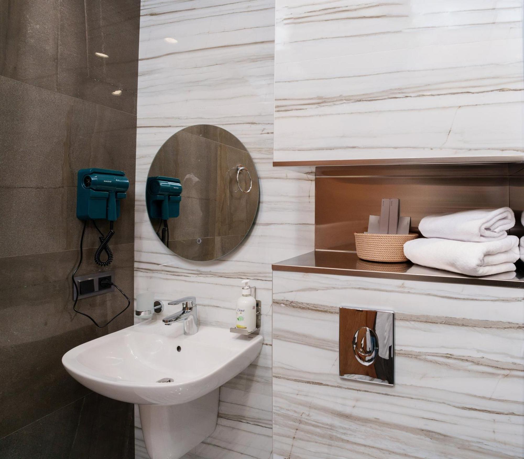 Revive Boutique Hotel Erevan Exterior foto