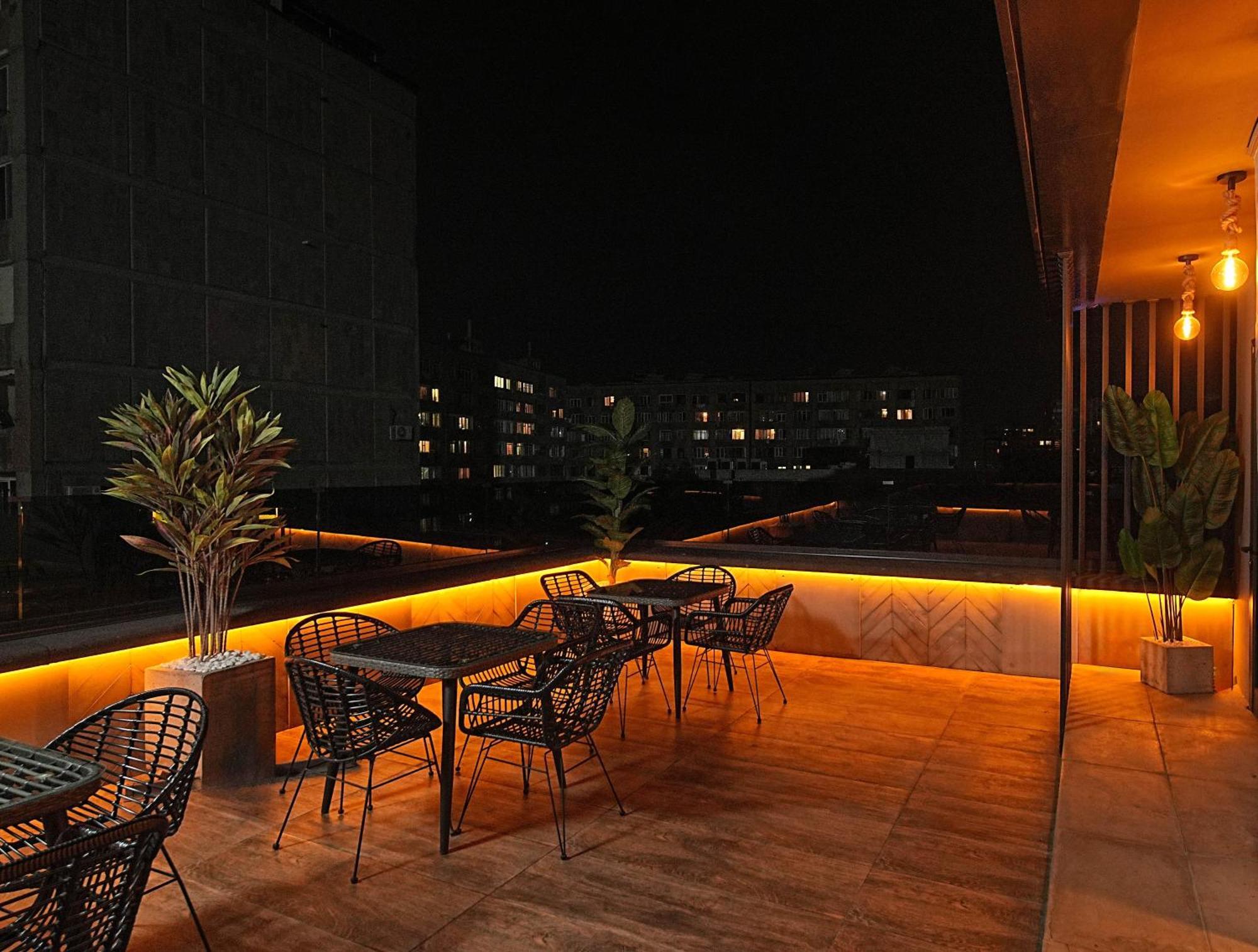 Revive Boutique Hotel Erevan Exterior foto